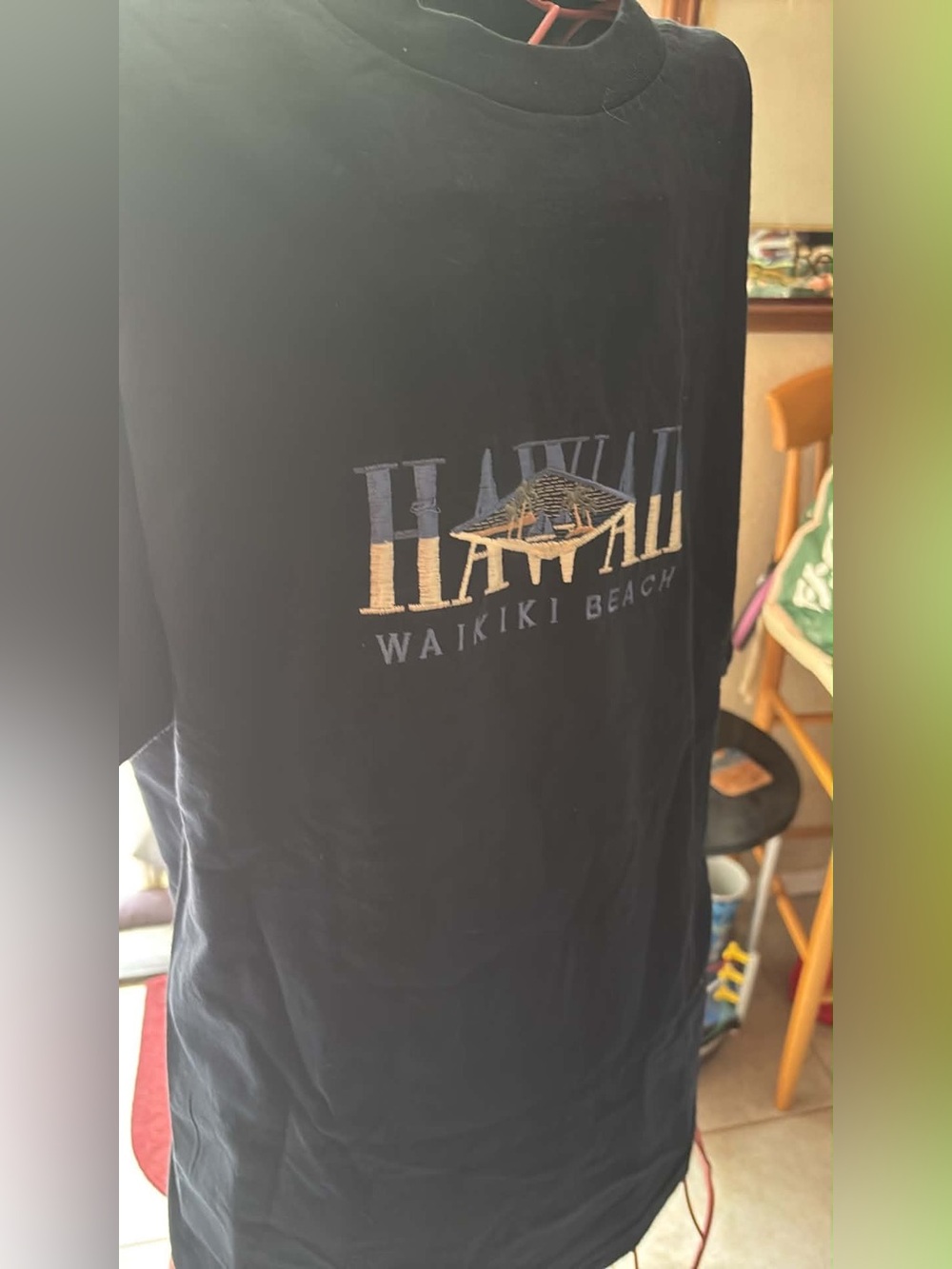 Hawaii Waikiki Beach Embroidered Tee - Navy